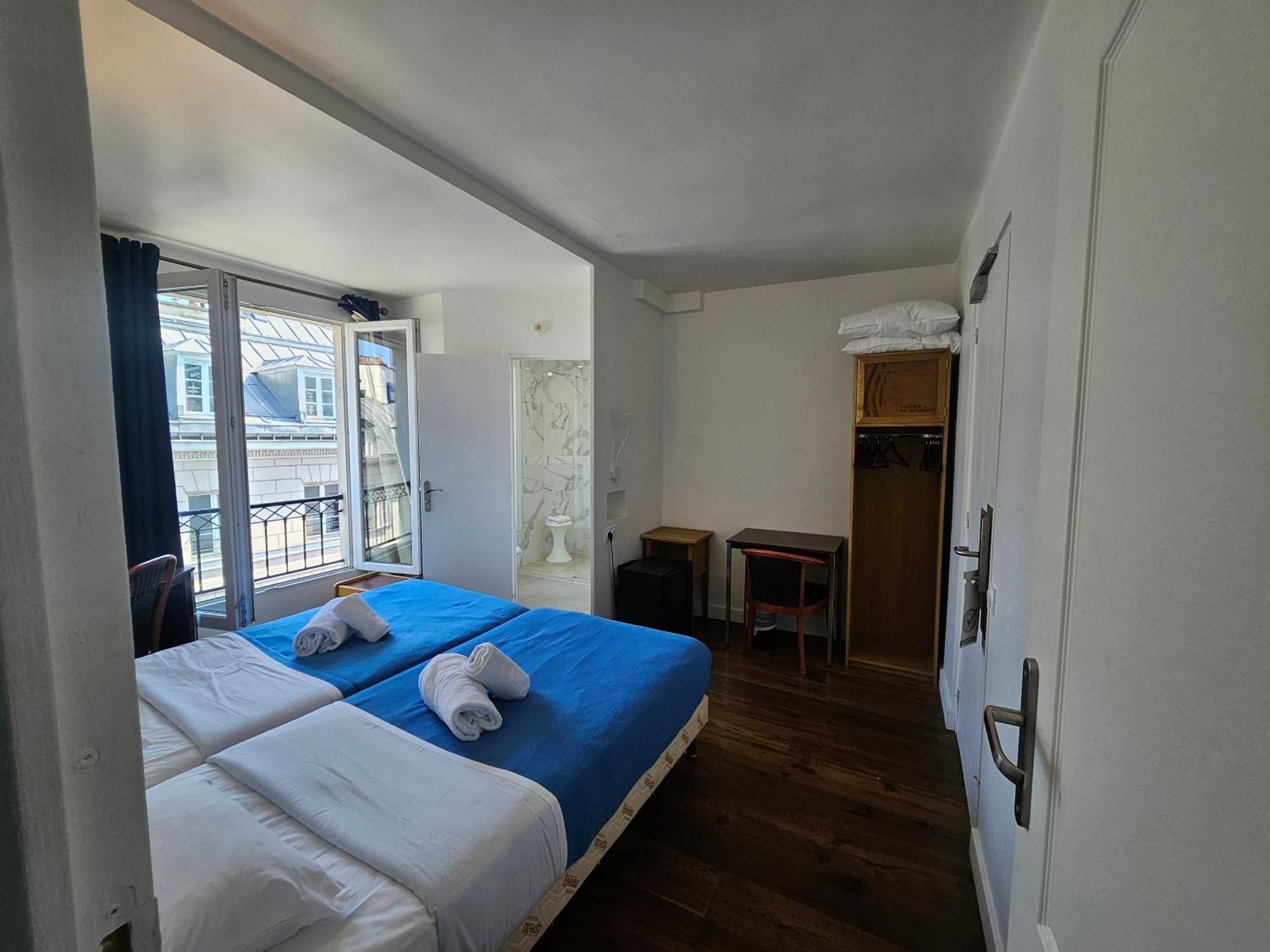 Hotel La Louisiane Paris Luaran gambar