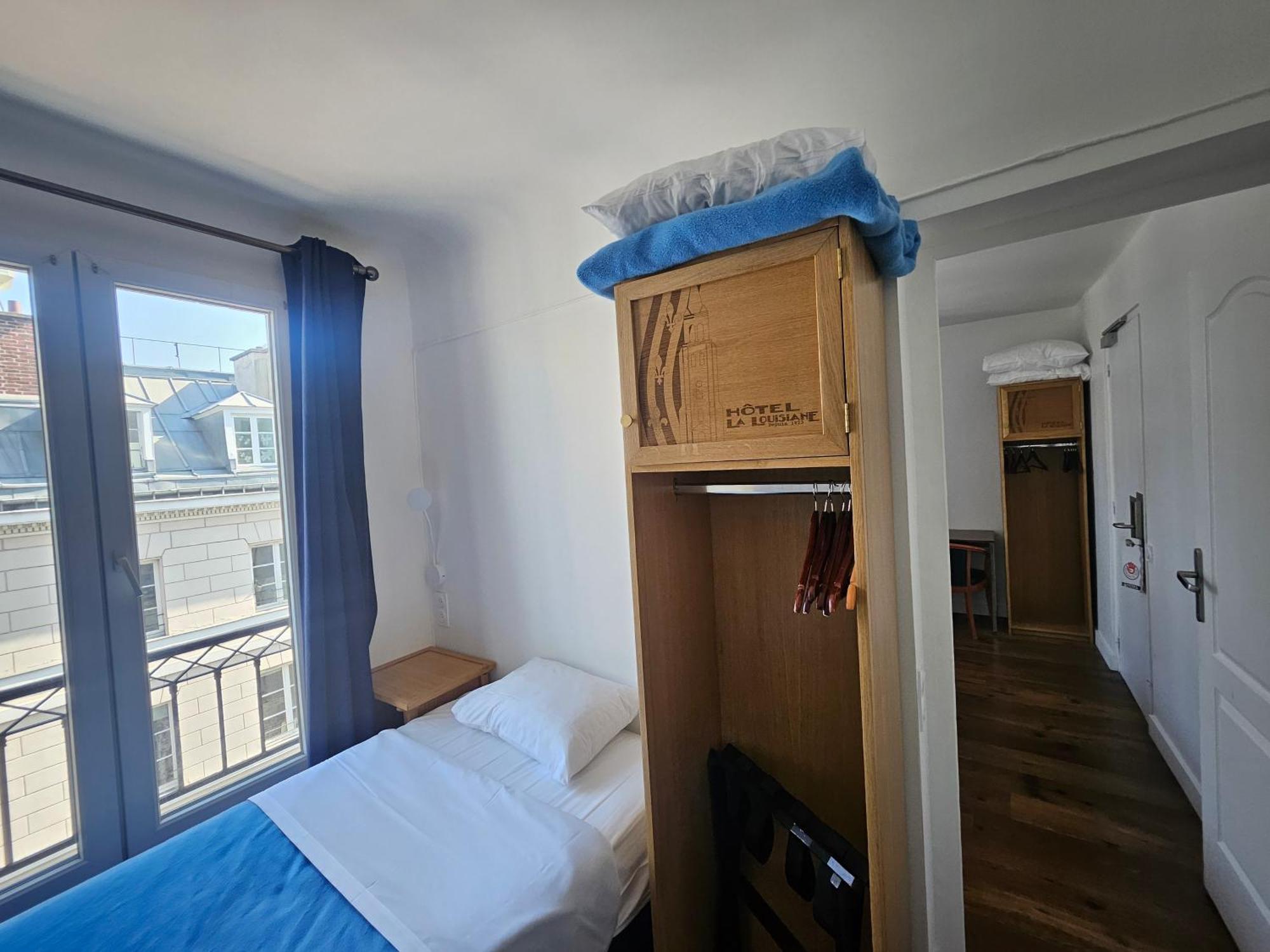 Hotel La Louisiane Paris Luaran gambar