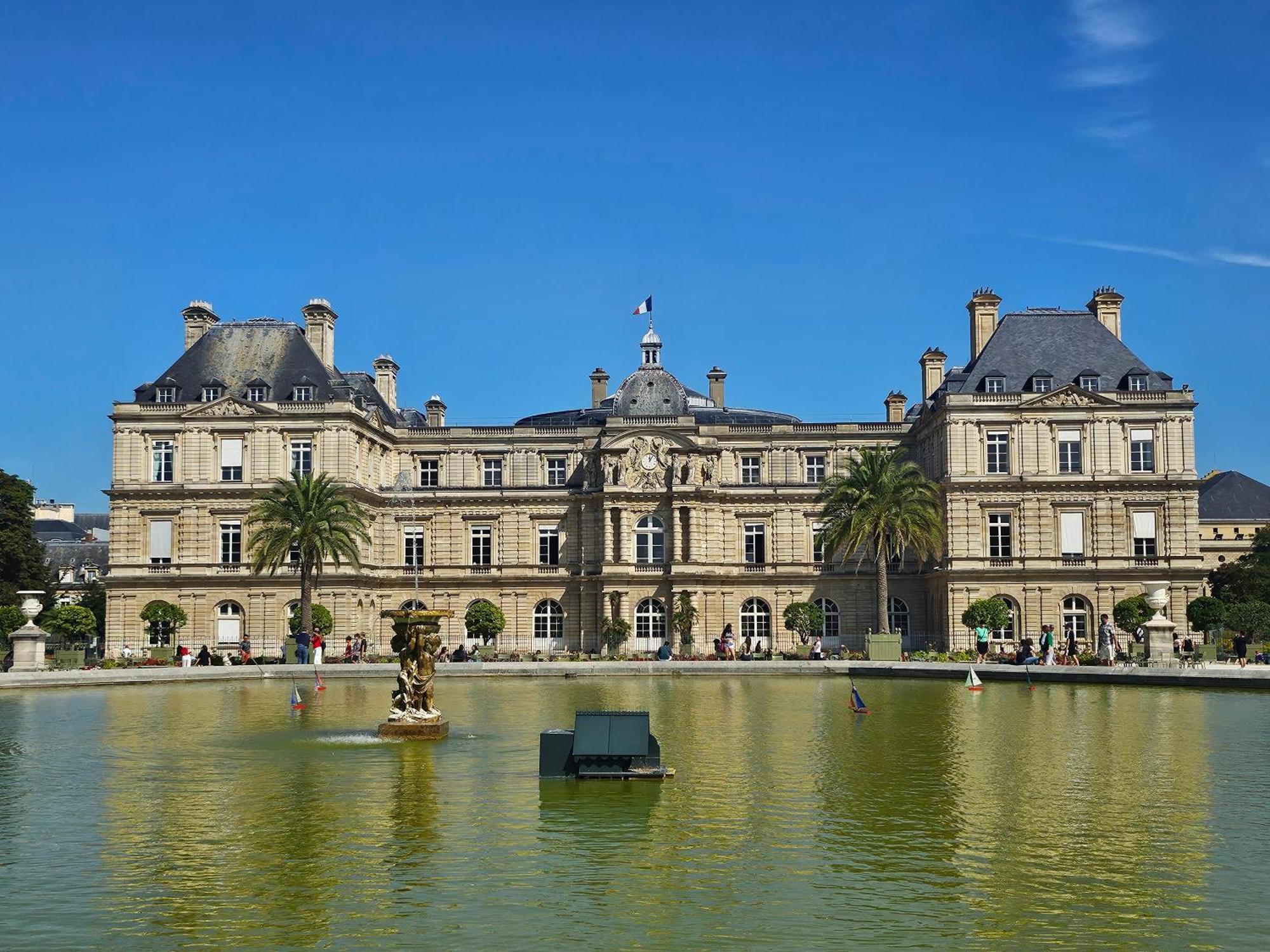 Hotel La Louisiane Paris Luaran gambar